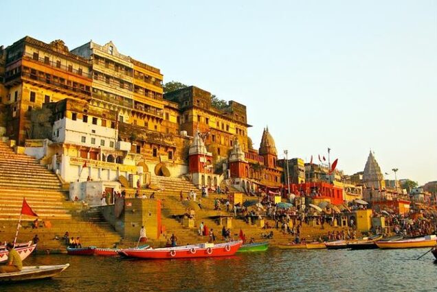 Rajasthan tour with Varanasi by train